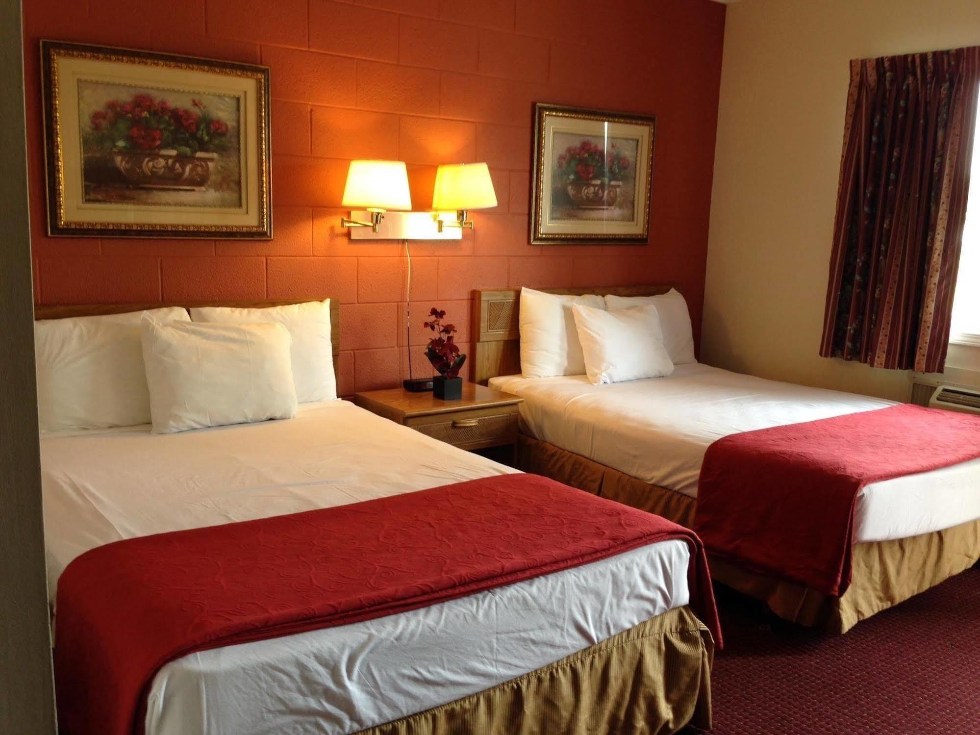 Rodeway Inn Manchester Extérieur photo